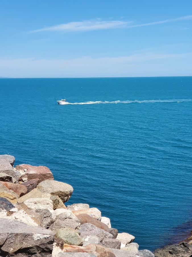 Eve Santa Marina Studios - Sea, Pools, Relax Sozopol Exterior foto